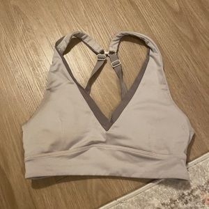 Women’s sports bra